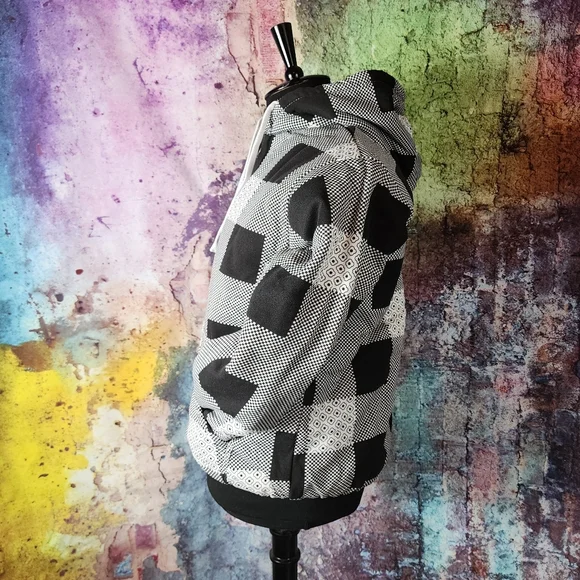 Large Black and White Checkered Full Zip Lined Hoodie - Picture 3 of 13